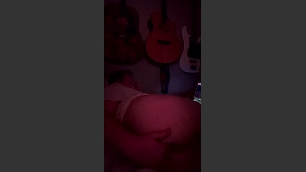redpeka2300 27-06-2026 Male horny kissing Video
