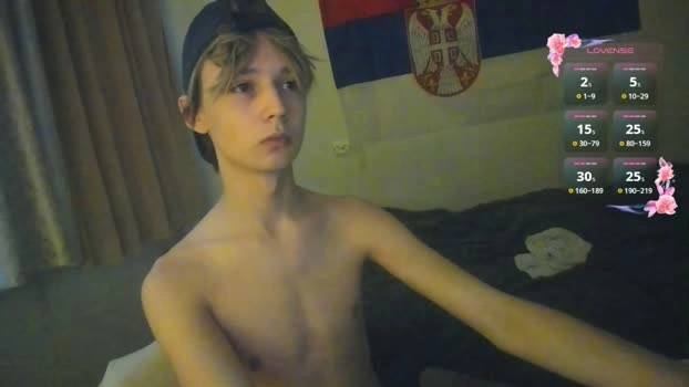 1vampirella_gs 27-06-2026 Male play jerking Video