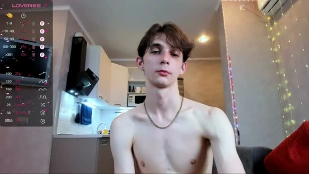 aaron_bang 28-06-2026 Male Recorded Webcam Video