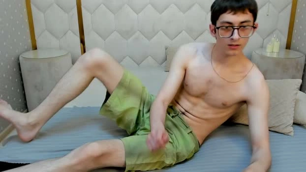 ronbevs 29-06-2026 Male Topless nude Video