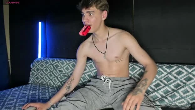 dbartmoss 29-06-2026 Male jerkoff bicurious Video