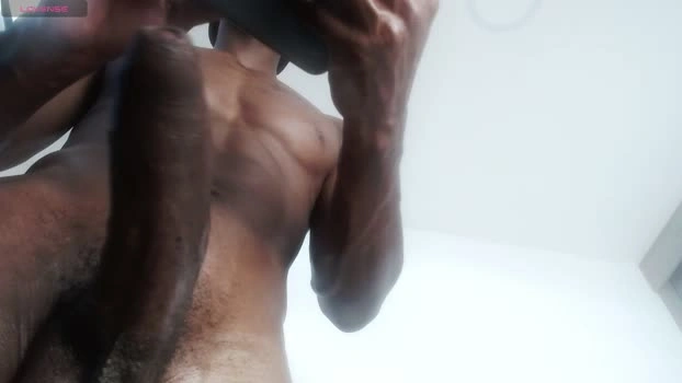 drake_brown_23 29-06-2026 Male play Ass Video