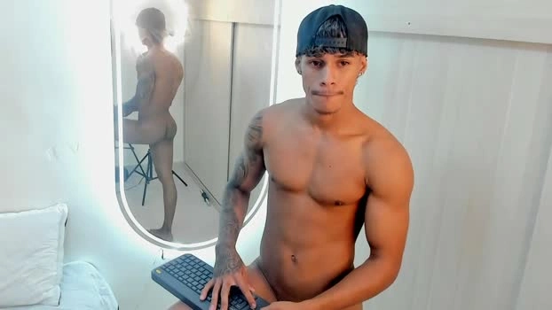 joao_da_silva19 29-06-2026 Male fingers suckcock Video