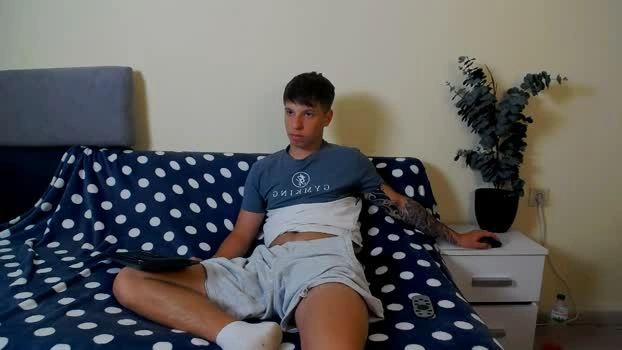 thomas_edisonn 30-06-2026 Male Gay kiss Video