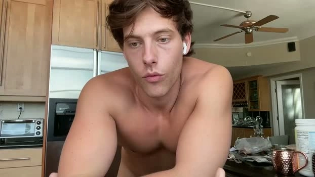 alex_islive 30-06-2026 Male bigass Topless Video