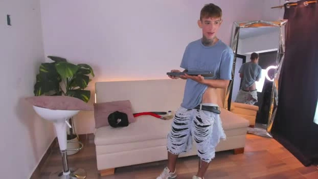 darwin_stark 01-07-2026 Male beautiful dirty Video