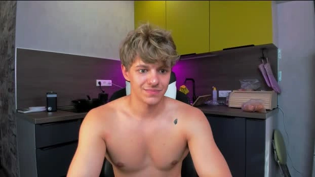 prince_nik 01-07-2026 Male squirt fuckme Video