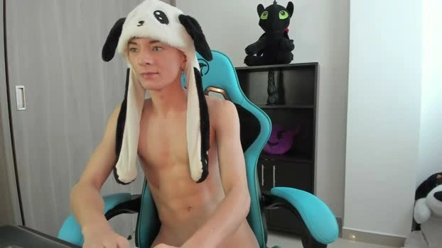 ryo_bleu 30-06-2026 Male hot lick Video