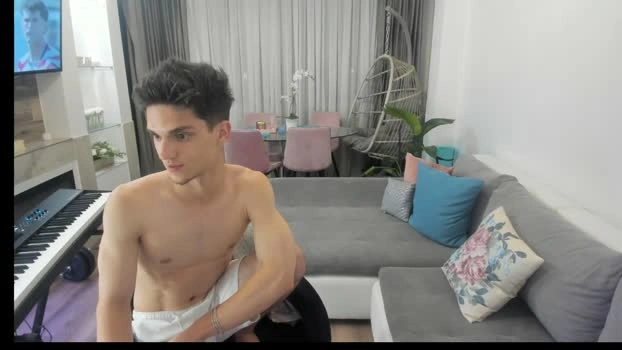 johnnyk8 02-07-2026 Male Webcam XXX Video