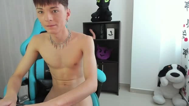 ryo_bleu 02-07-2026 Male spanking suckcock Video