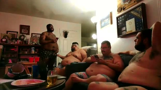 tyler_commons 03-07-2026 Male orgasm toy Video