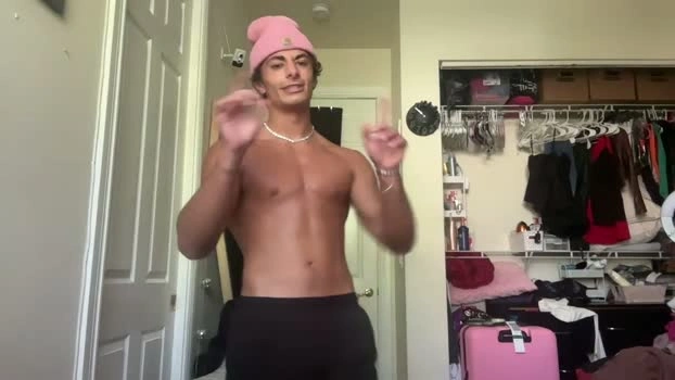 tyy0ung 03-07-2026 Male love wank Video