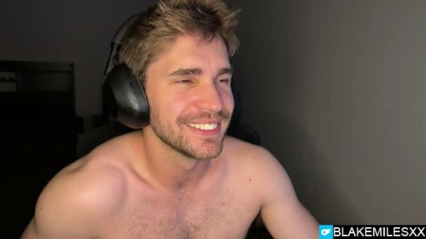 blakemiles2 04-07-2026 Male hot moan Video