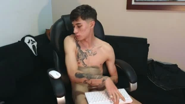 derekswan 04-07-2026 Male fingering sexykitty Video