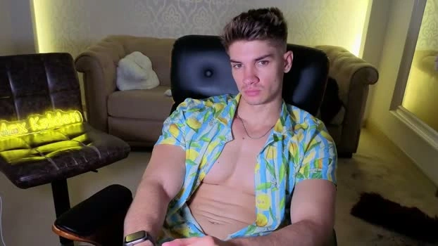 maxkaiden 04-07-2026 Male hard Pretty Video
