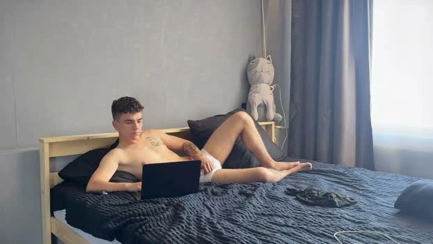 maxwoolf 04-07-2026 Male amateur striptease Video