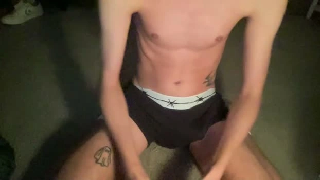 peytonzz 04-07-2026 Male kissing hard Video