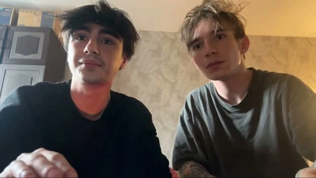 stralght_twinks 04-07-2026 Male play deepthroat Video
