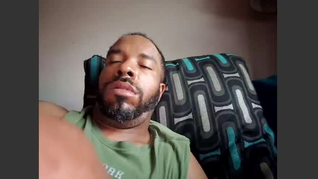 yoursexydaddy8181 06-07-2026 Male legs big Video