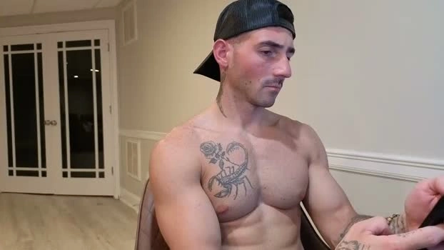 johnprice325 08-07-2026 Male yummy kissing Video