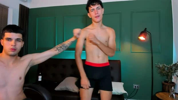 wallen_house 08-07-2026 Male bicurious big Video