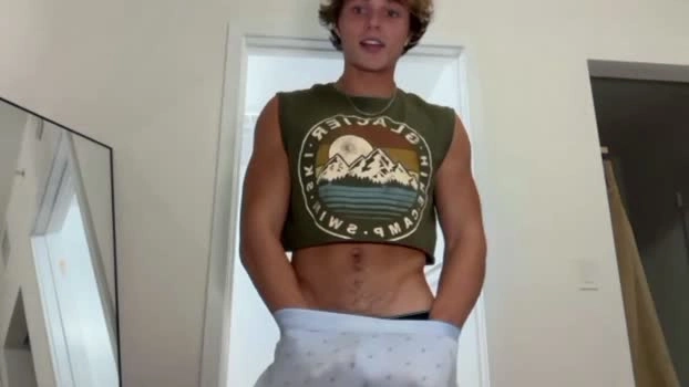 jackedvander 09-07-2026 Male striptease spank Video