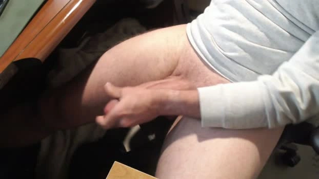 king_zeus 09-07-2026 Male moan striptease Video