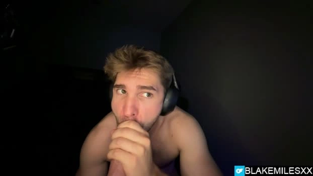 blakemiles2 11-07-2026 Male analsex juicy Video