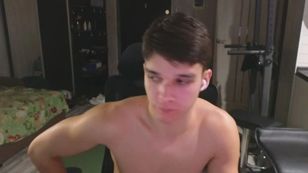 james_friends 15-07-2026 Male fuckass kissing Video