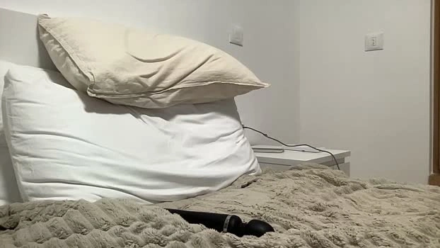 cute_skywalker 15-07-2026 Male harddick blowjob Video