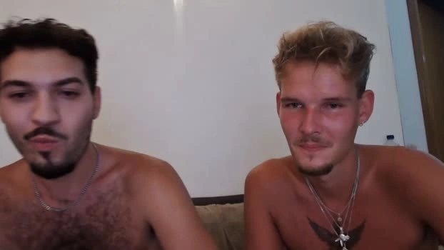 blondiexbrunette 18-07-2026 Male nude suck Video