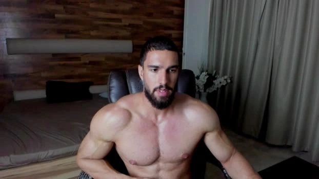 ivanhydee 18-07-2026 Male kiss Video Video