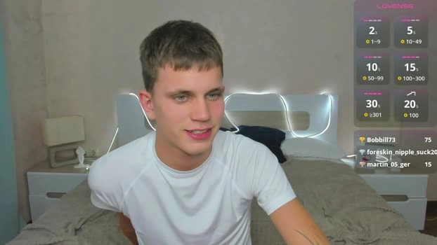 m0neyken_ 18-07-2026 Male beautiful oral Video