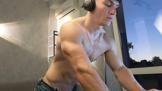 elliot_muscle04 18-07-2026 Male deepthroat bigballs Video