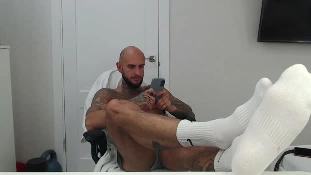 maxi_foxxx 19-07-2026 Male hard dirty Video