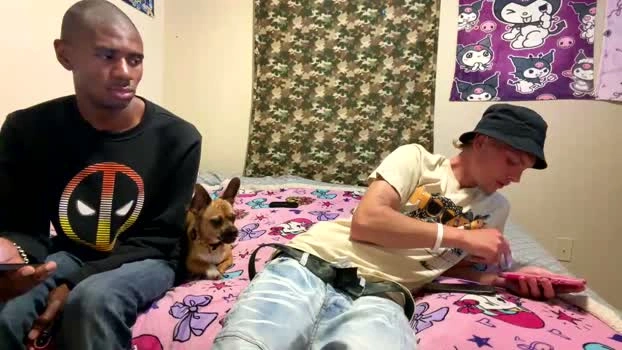 xzaviergray22 20-07-2026 Male kissing hard Video