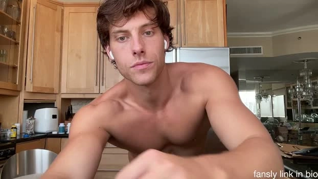 alex_islive 20-07-2026 Male gay kiss Video