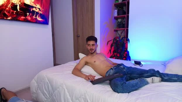 aron_santoro1 21-07-2026 Male amateur skinny Video