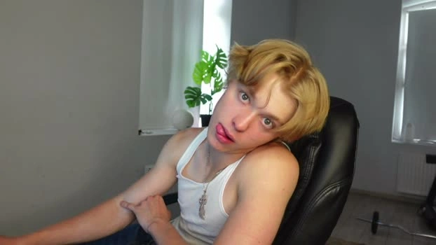 eddie_soltero 21-07-2026 Male jerkoff prettyface Video