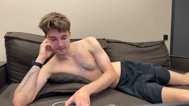 exclusiveflexboy 21-07-2026 Male lick Pretty Video