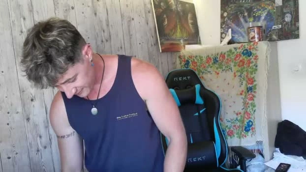 frenchhornybibs 21-07-2026 Male dirty kink Video
