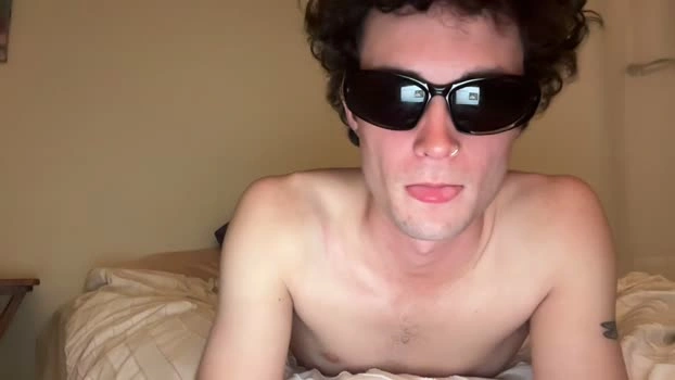 lucascrown 21-07-2026 Male prettyface toys Video