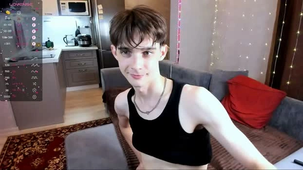 aaron_bang 21-07-2026 Male cute Cam Video