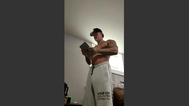 cadenhunterr 21-07-2026 Male Show ass Video