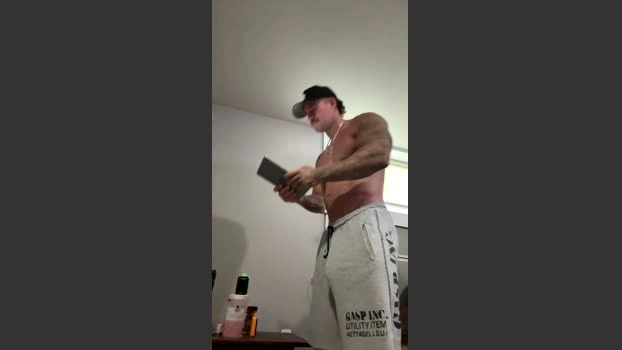cadenhunterr 21-07-2026 Male suck nasty Video