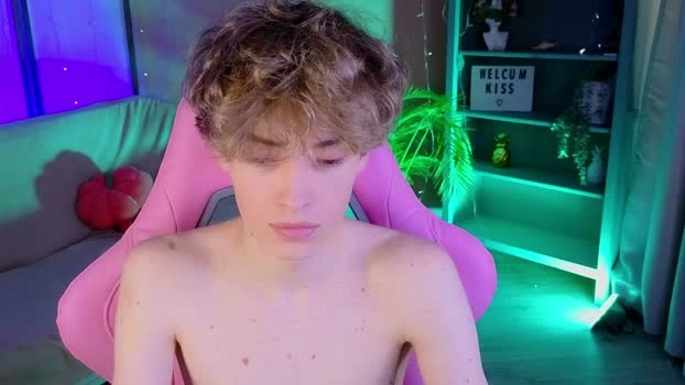 curly_twinkboy 23-07-2026 Male bigcock dirty Video