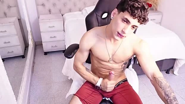 jhoanleandro 26-07-2026 Male Show bigass Video