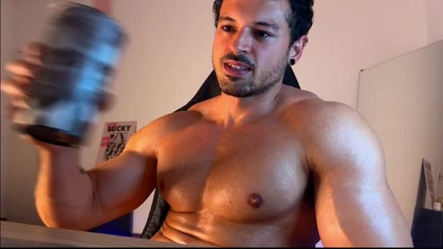 lucasfit24 27-07-2026 Male jerkoff spanking Video