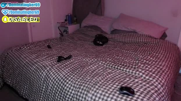 dominatingher69 28-07-2026 Male strip suckcock Video