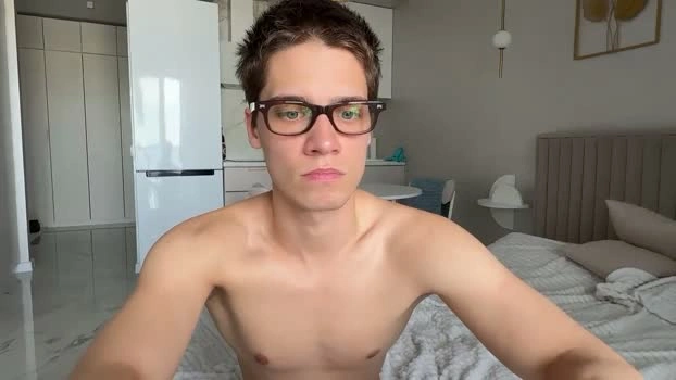 forrestgamp 28-07-2026 Male kissing Porn Video